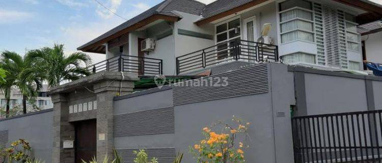 Villa Modern di Kuta Badung 1