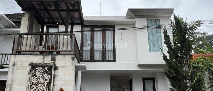 Rumah Minimalis Modern di Pemogan Denpasar 1