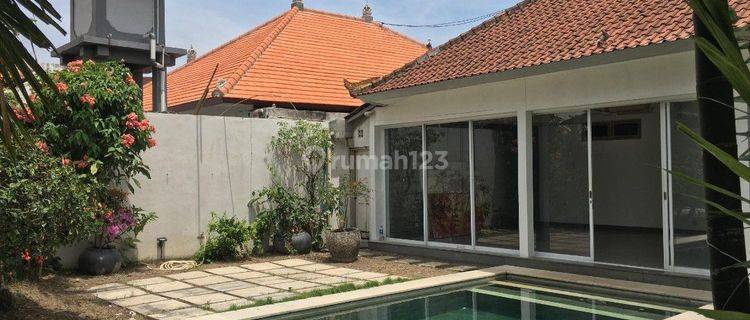 Villa For Lease In Kerobokan 1