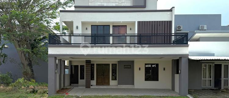 New House Modern Design Strategic Location in BSD City Tangerang 1