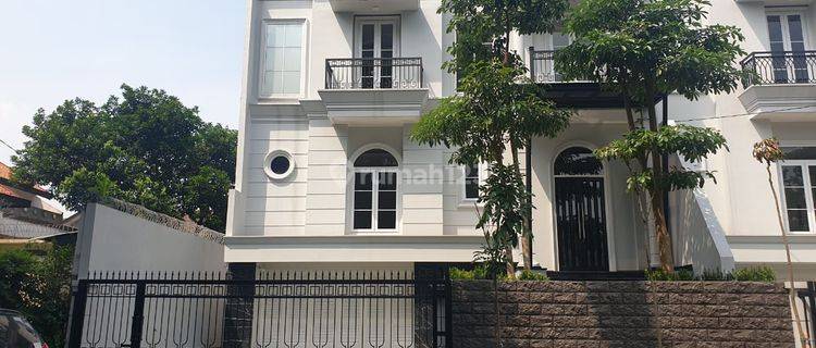  Rumah Lokasi Premium Di Kebayoran Baru Jakarta Selatan 1