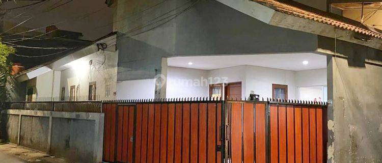 Rumah Pojok Harga Murah Diterogong Pondok Indah 1