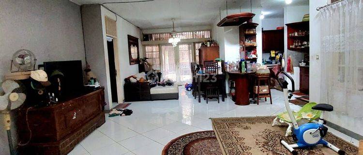 Rumah Dalam Komplek One Gate System Siap Huni Di Ciputat Timur 1