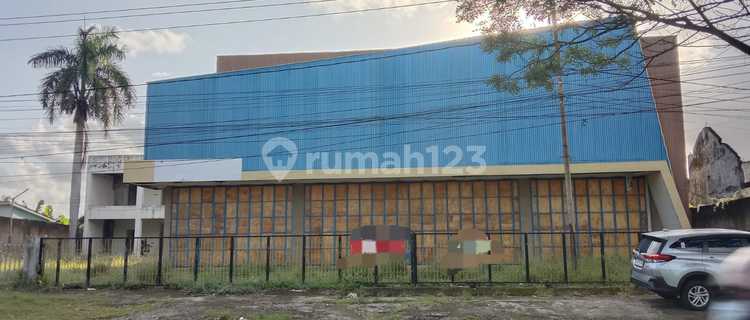Dijual Gudang Lelang di Jl Kabat, Banyuwangi 1
