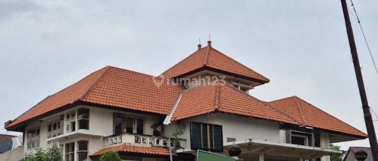 Dijual Rumah Hitung Tanah di Darmo Sentosa Raya Dekat Dengan Vila Bukit Mas, Mayjend Sungkono, Ciputra World, Gunung Sari, Bundaran Satelit, Tol Satelit Dan Gunung Sari, Graha Famili, Dian Istana, Mcd Mayjend 1