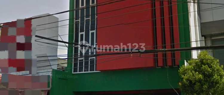 For Sale: 3-Story Building suitable for showroom, dealership, bank, located on Dr. Wahidin main road in Gresik, near Kartini, Dr. Soetomo, Gresik city square. 1