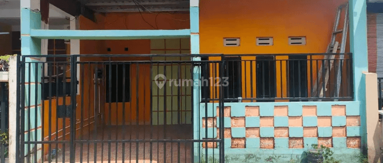 Rumah strategis 1