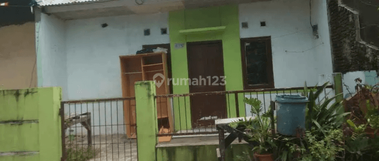 Rumah strategis 1