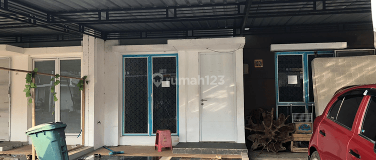 Rumah strategis 1