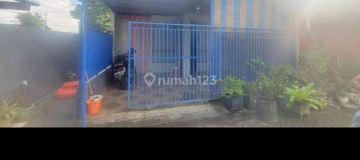 Rumah strategis 1