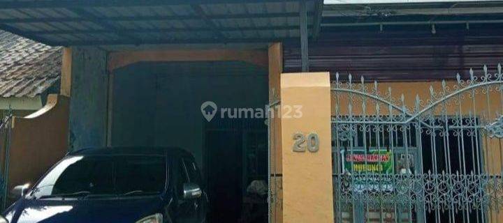 Rumah strategis 1