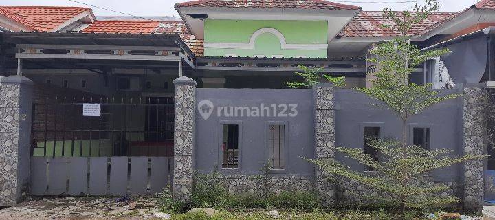 Rumah strategis 1