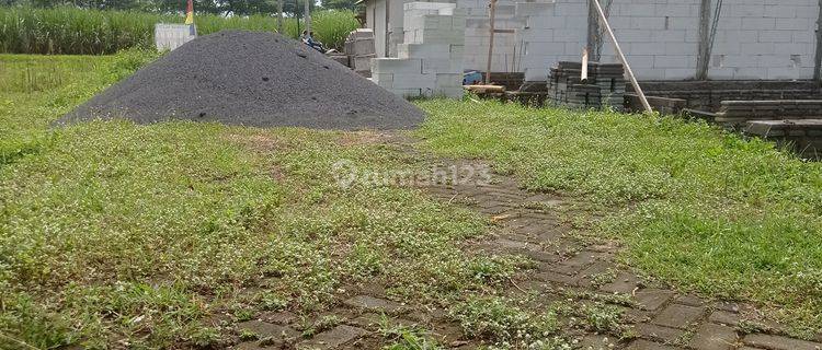 Tanah murah area pertokoan di sebelah pom bensin jalibar malang 1