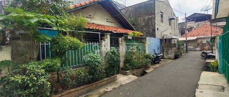 Rumah tua rumah kosan di Petojo Butuh Renovasi SHM Selatan 2 Lantai 1