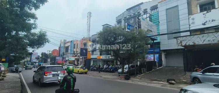 Jual Ruko Pinggir Jalan Surya Sumantri Sebrang Plaza Setra Sari 1