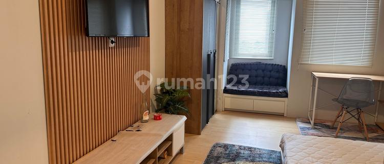 Rent Apartment 40M Cornell Citraland Surabaya Pool View 1