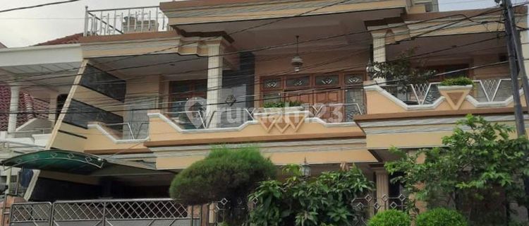 Darmo Baru Barat Surabaya House, 12m wide 1