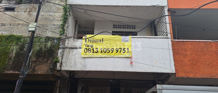 2.5 Storey Shophouse Jl Lawang Seketeng Bogor Location Near Market 1