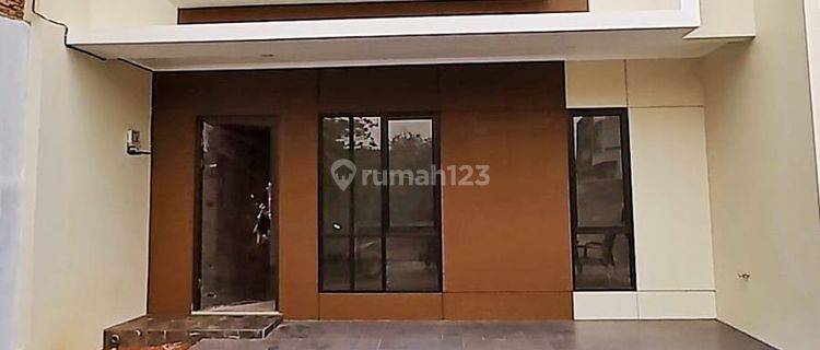 Rumah di Jalan Ambarapura Kodau 2 Lantai SHM Baru Free Biaya 1