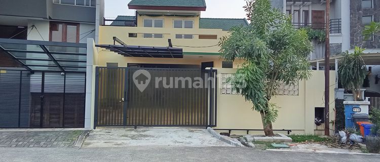 Renovated House in Puri Cinere Complex, Steps Away from Cinere Mall and Belleveu Mall, Near Lebak Bulus MRT 1