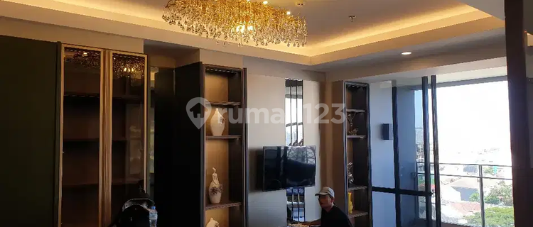 Apartemen Mewah Sudirman31 Suite. Premium Furnish. Private Lift. 3 BR 1