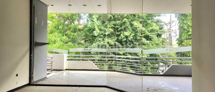 Bangunan Komersial 2 Lantai - Lokasi Prime di Pusat Kota Surabaya 1