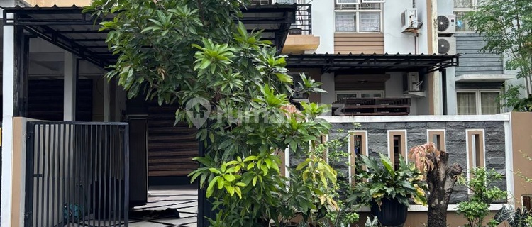 Dijual Cepat Harga Bu Rumah 2 Lantai Full Furnished di Ifolia Harapan Indah Bekasi 1