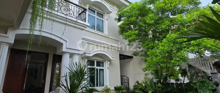 Beautiful House Ready to Occupy in Acropolis, Legendary Tourist Area 1