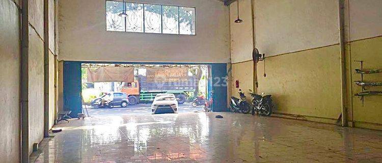 Ruko di RAYA AHMAD YANI, Surabaya SHM 1
