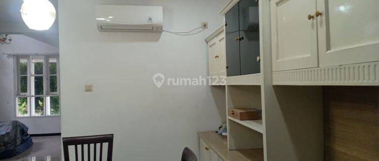 Rumah Bagus Furnished di Jalan Margorejo Indah Wonocolo, Surabaya 1