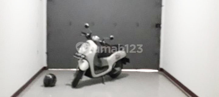 Affordable, Well-Maintained, Ready-to-Use Shophouse in Bojongsoang 1