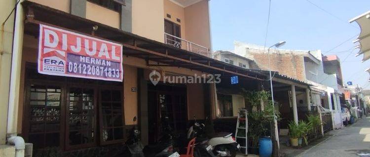 Rumah Bagus Unfurnished Sertifikat Hak Milik di Tanjung Sari, Bandung 1