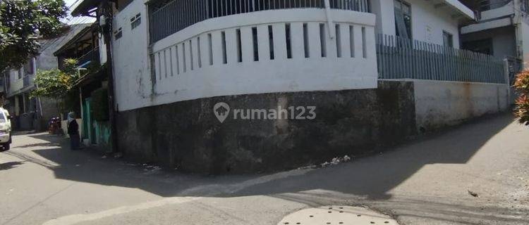 2 Lantai Butuh Renovasi Unfurnished SHM di Jl Dago Tengah, Bandung 1