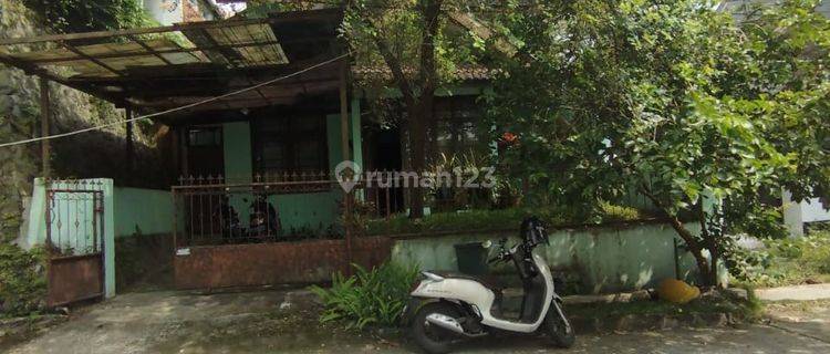 Rumah Butuh Renovasi Unfurnished SHM di Griya Bukit Mas, Bandung 1