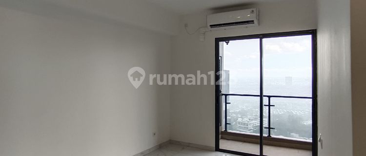 Apartemen 2 Bedroom Skyhouse Alam Sutera - View Pool 1