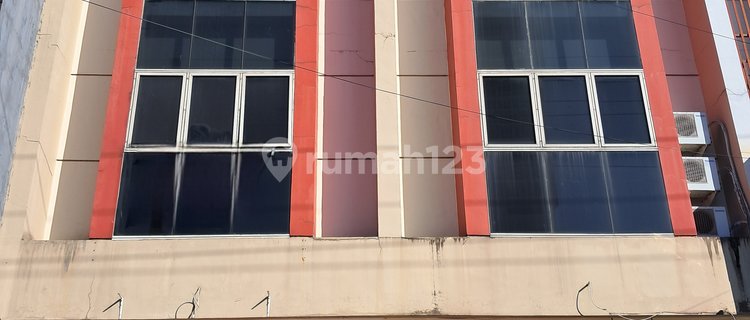 For Rent, Very Strategic Shop House in Malalayang Area, Very Affordable Price 1