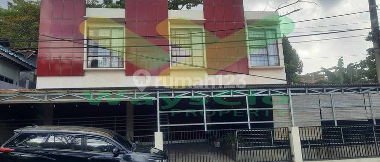 For Rent: Beautiful and Strategic Shop House in Wanea Area, Very Affordable Price 1
