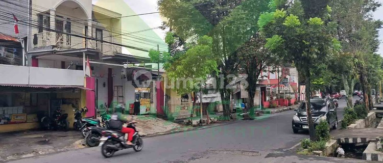 For Sale: Strategic Shop House in Tuminting Area, Very Cheap Price 1