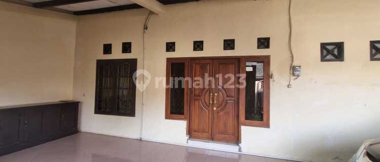 Rumah dan Paviliun yang Terpisah di Kota Cirebon 1