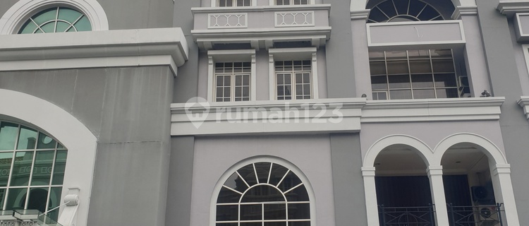 Ruko Murah 3 Lantai Dikawasan Ruko Moi 1