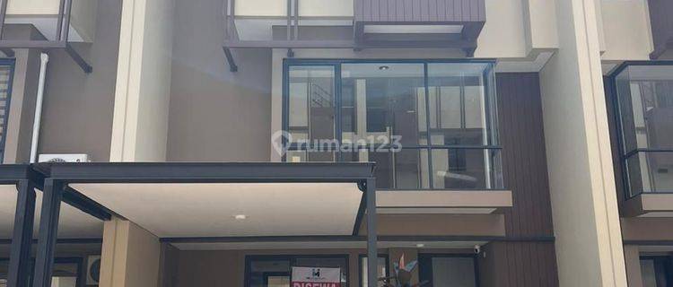 Rumah 3 Lantai BSD Tabebuya Impressahaus Full Furnish Baru 1