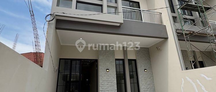 Ca840 Dijual Rumah Siap Huni Baru Murah di Klampis 1