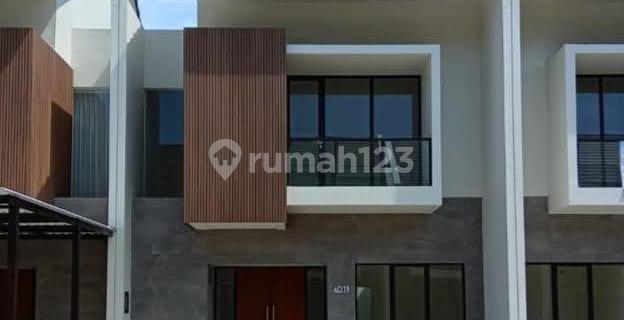 EMA392 Dijual Rumah Baru Bagus SHM di Central Park Mulyosari  1