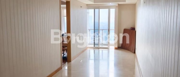 One East Residence 1