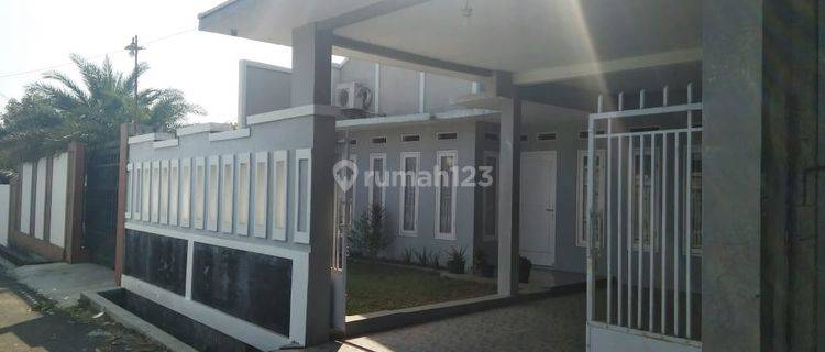 Rumah nyaman dng Nuansa pegunungan 1