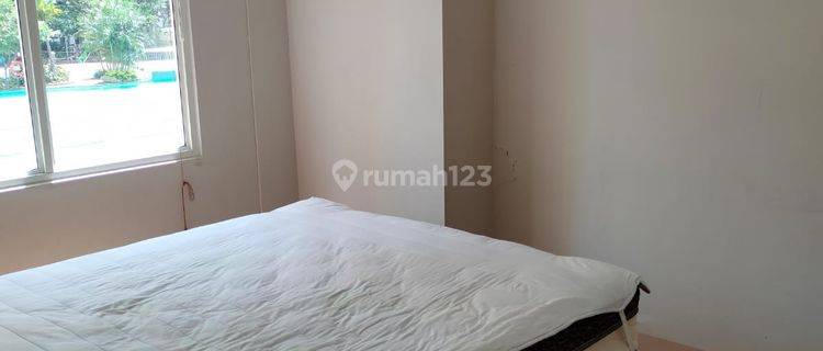 Apartemen Springlake 3BR Furnish View Pool Lantai Rendah Furnish 1