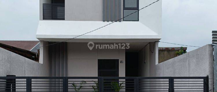 Rumah baru 2 lantai dkt Tsm Turangga Bandung kota 1