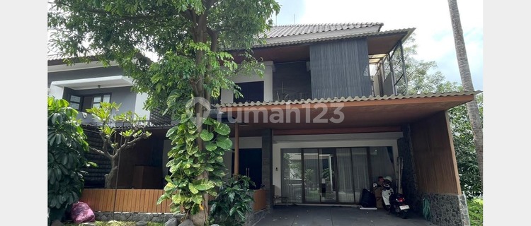 Luxury House, Near Gwalk at Prambanan Residence, Sby 1