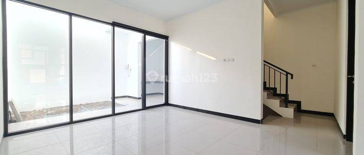 Di Jual Rumah Tki V Sherwood Lengkapi Smart Door di Bandung 1