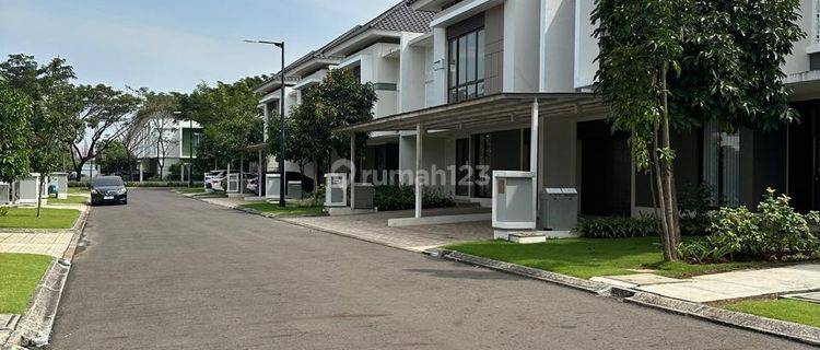 Rumah Mewah Fasilitas Lengkap di Summarecon Bandung 1